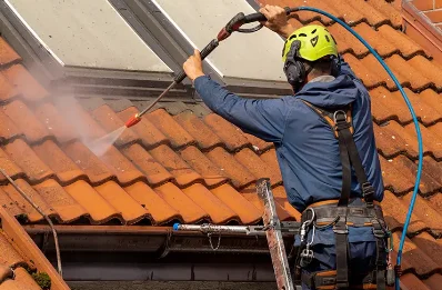 Démoussage et hydrofuge de toiture à Galametz
